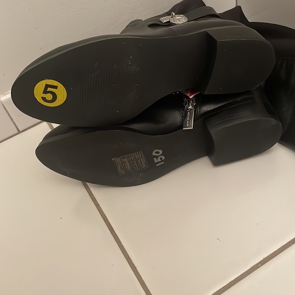 NEW!! Michael Kors knee high boots - Picture 6 of 6